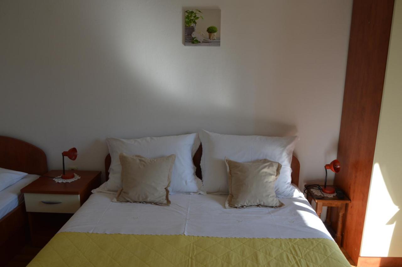 Apartman Mare ドルヴェニク エクステリア 写真