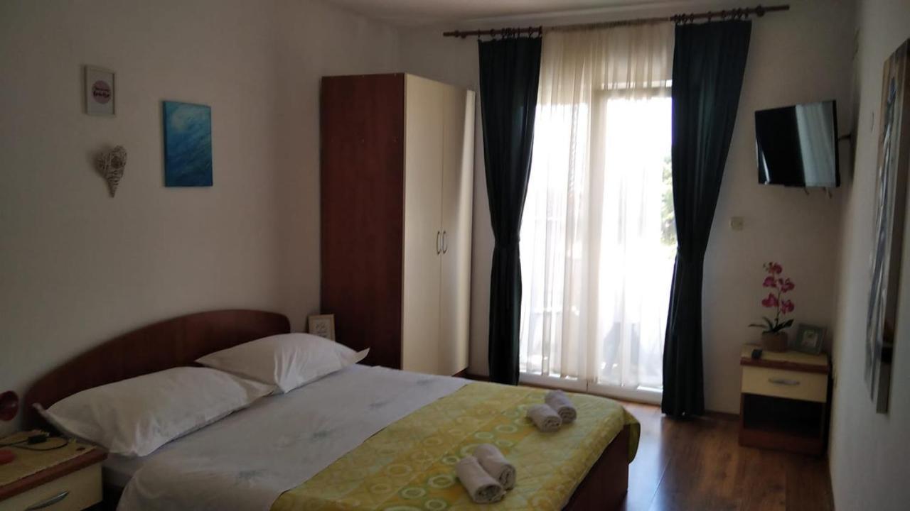 Apartman Mare ドルヴェニク エクステリア 写真